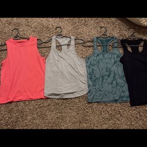 4 Lululemon Tanks: Size 4